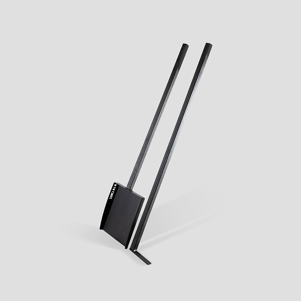 Shovel and Poker Set - A La Cruz