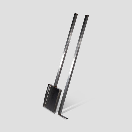 Shovel and Poker Set - A La Cruz