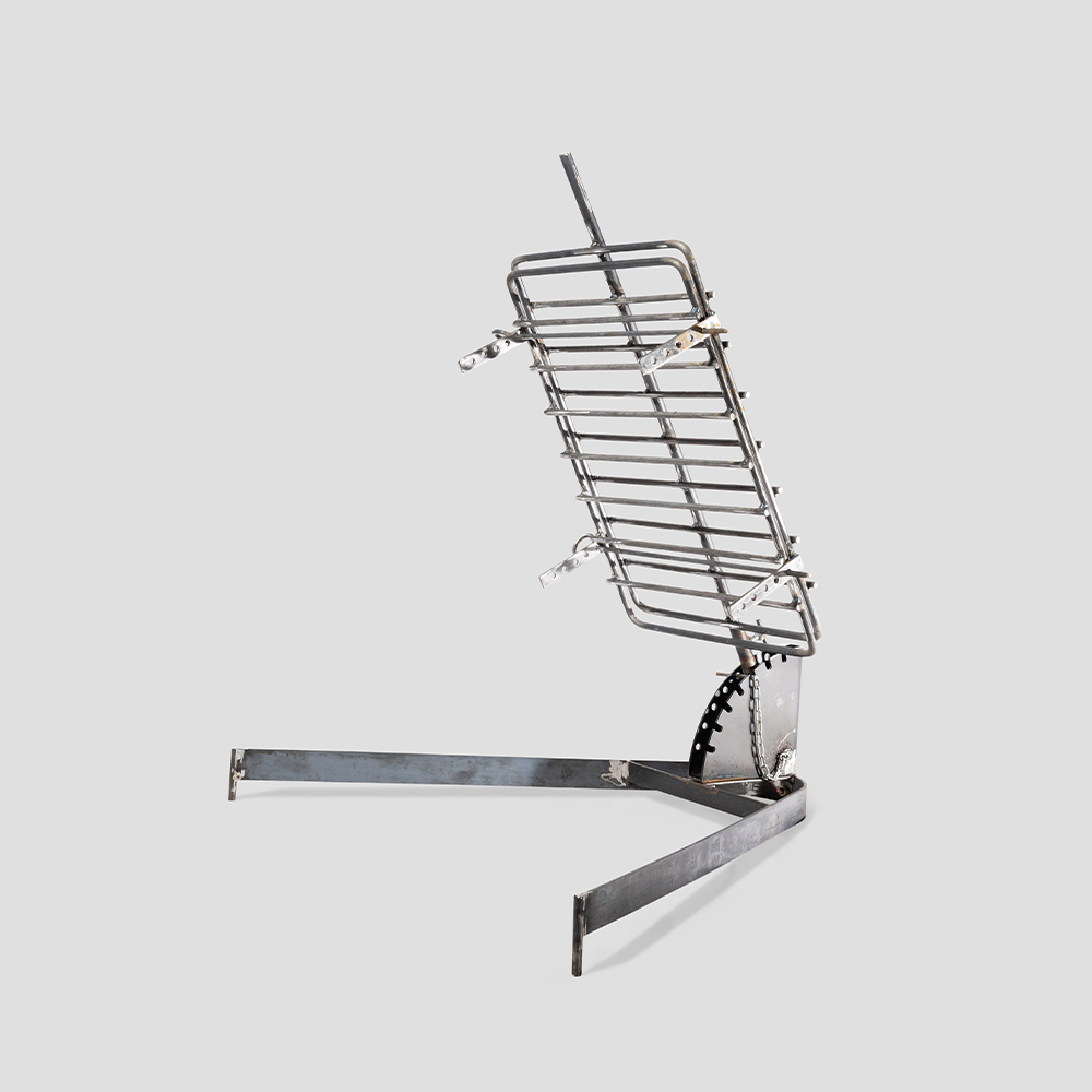 Press Cross with Base - A La Cruz